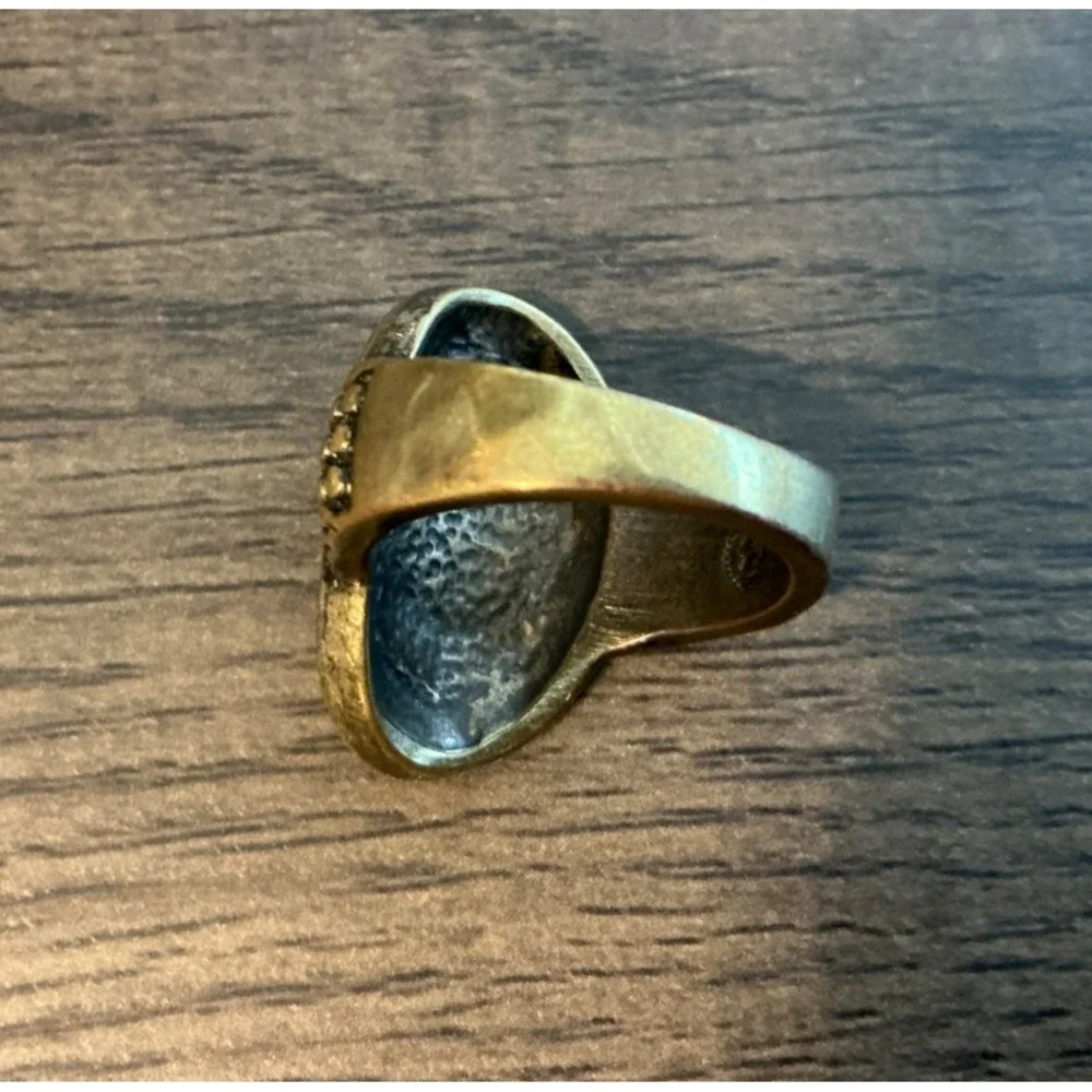 Antiqued Brass Ring Plated Crystals Sz 9 New Premier Designs Jewelry